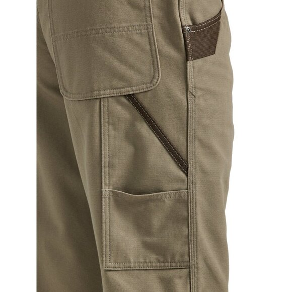 Wrangler Men's Workwear Relaxed Fit Utility Pant Utility Pockets, Size 42x32 - Picture 4 of 7
